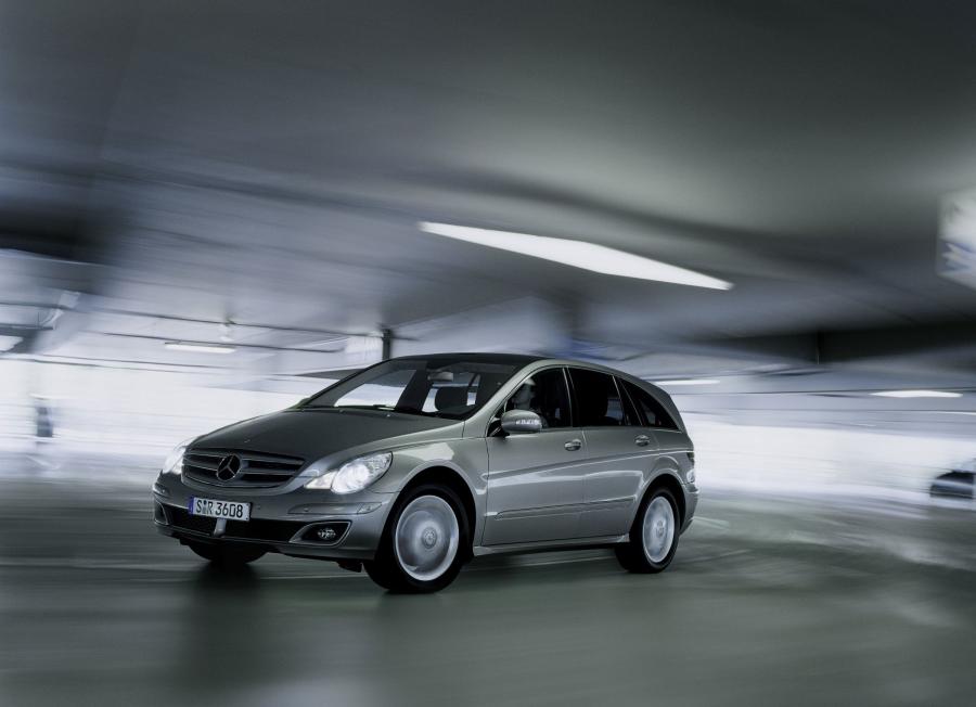  Mercedes-Benz R-Class 2006 года  (фото 90 из 331)